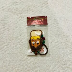 pop mart happy holidays series keychain crybaby